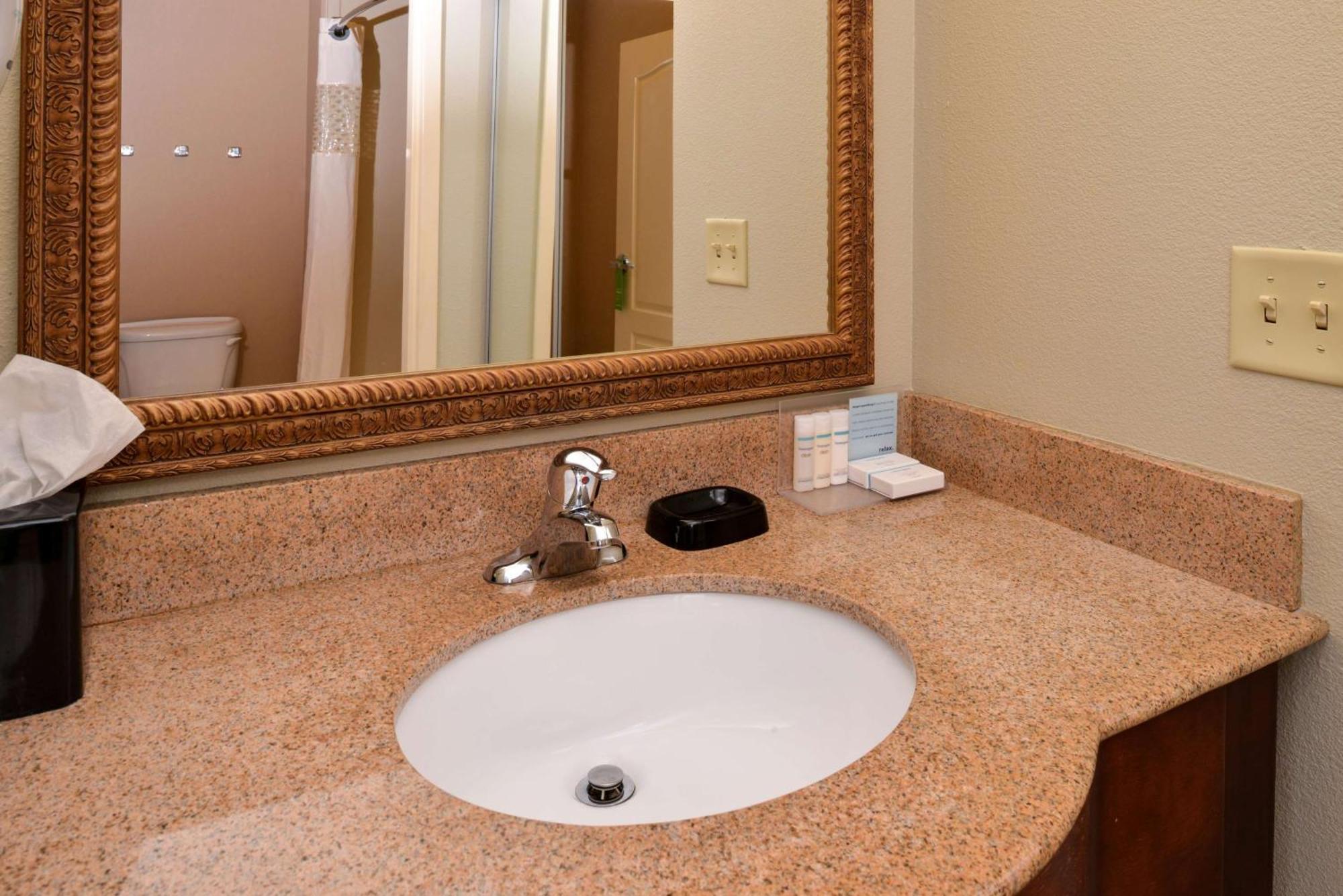 Hampton Inn By Hilton Litchfield Kültér fotó