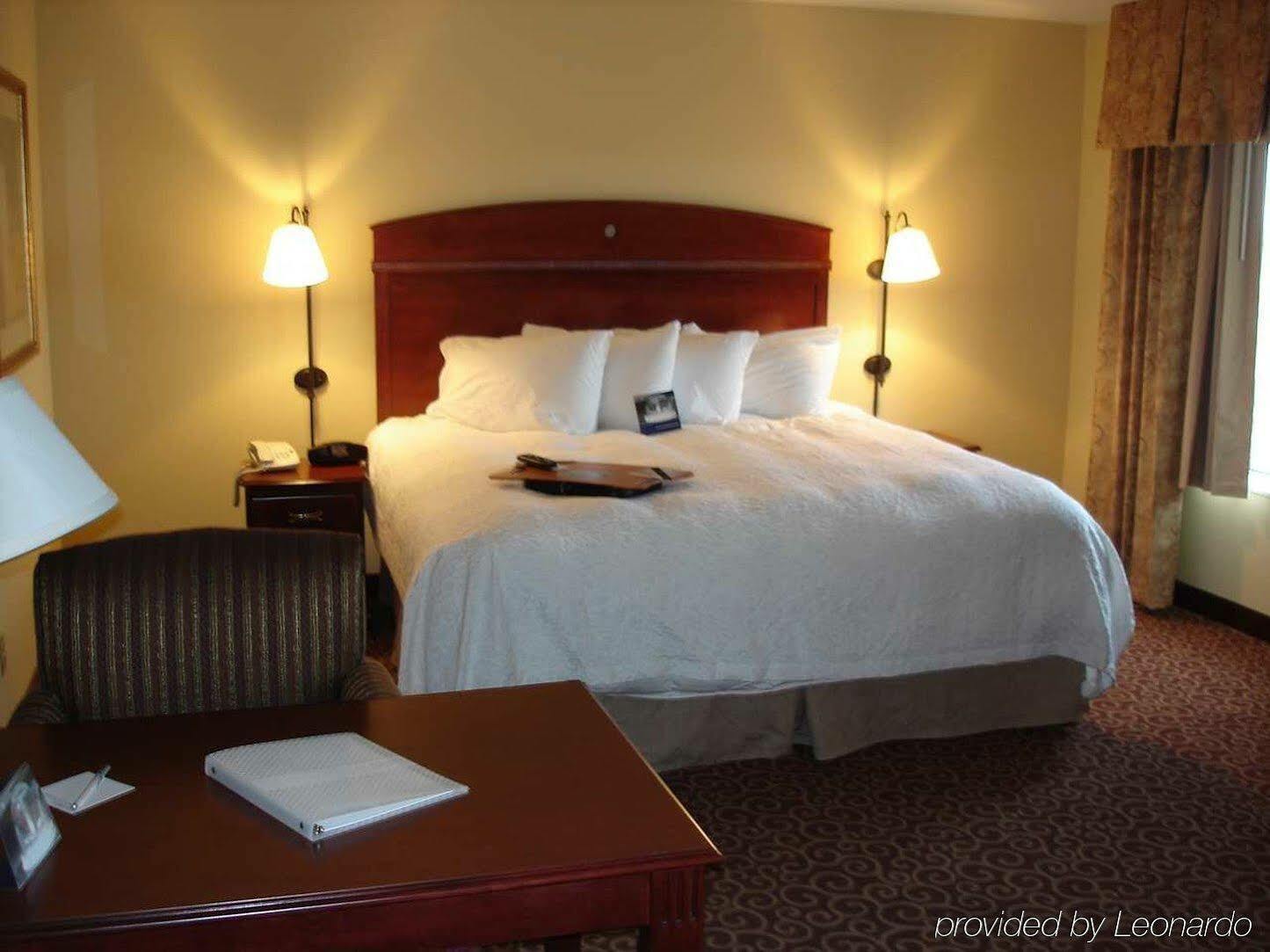 Hampton Inn By Hilton Litchfield Szoba fotó