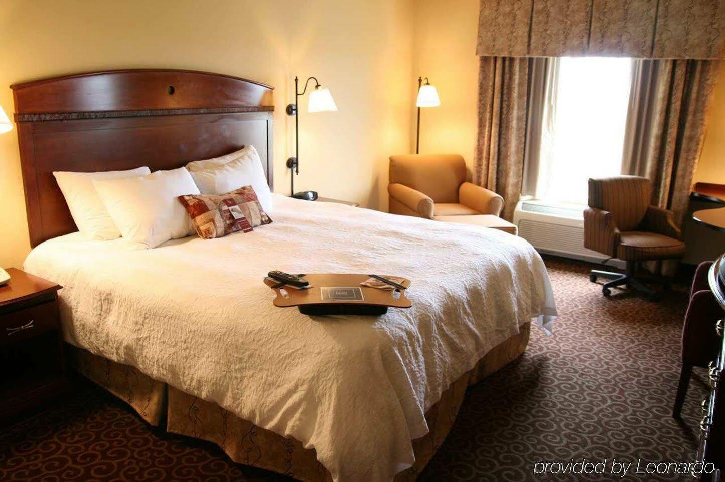 Hampton Inn By Hilton Litchfield Szoba fotó